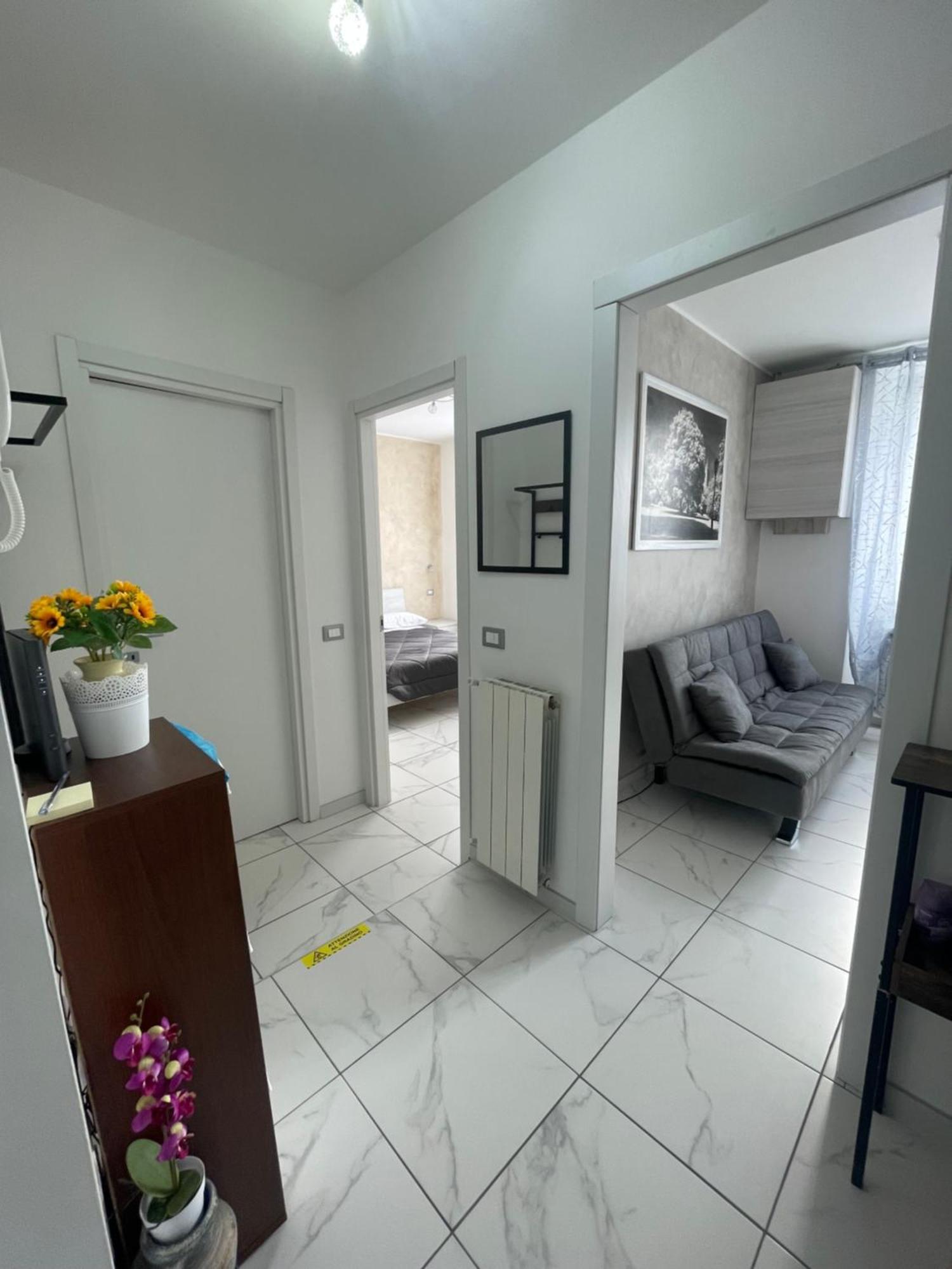 Montenero Suite Milan Exterior photo